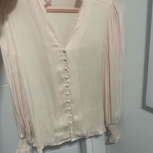 BB Dakota Cream Long Sleeve Pleated Blouse